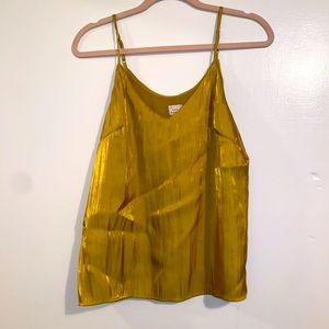 Mustard yellow top